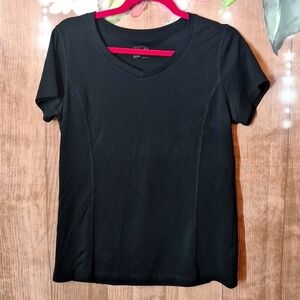 MEDIUM BLACK ACTIVE WEAR V-NECK T-SHIRT